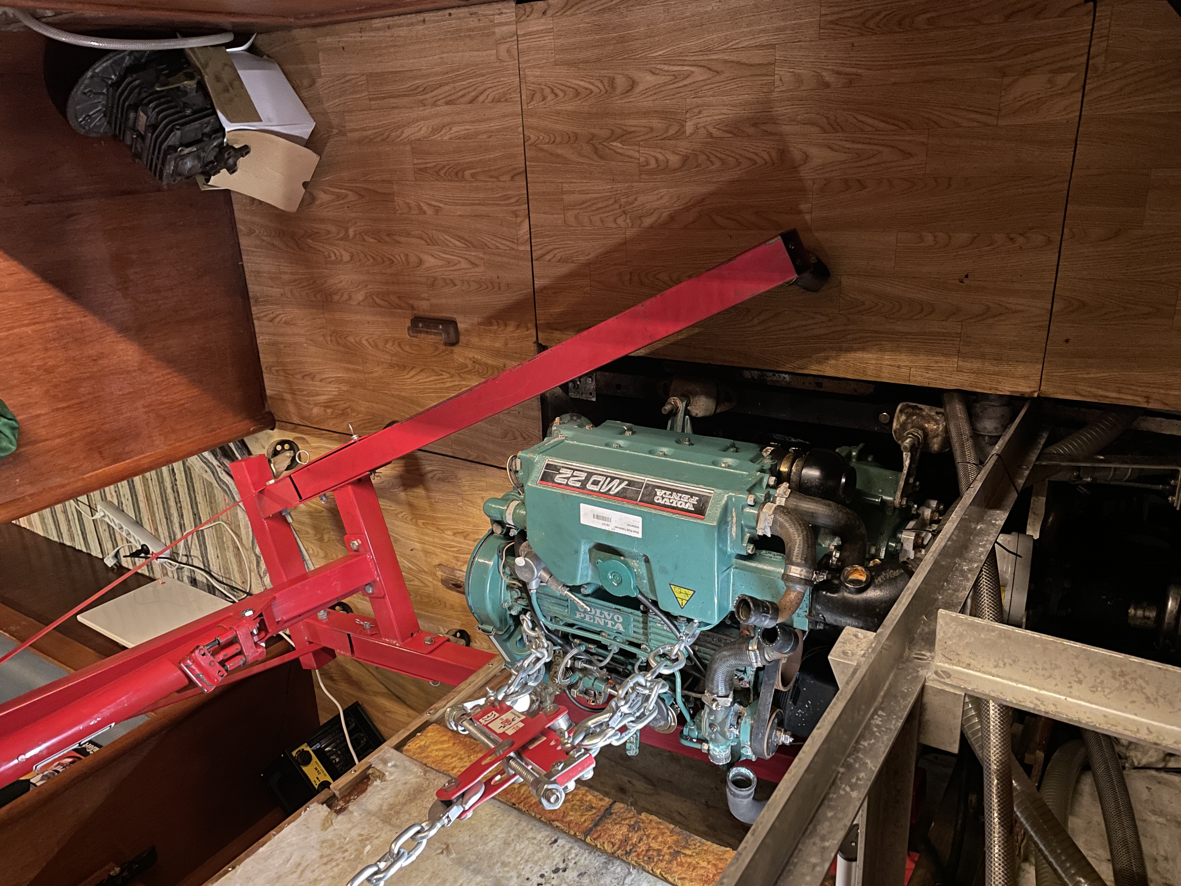 Motorarbeid i motorrommet